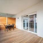 Apartment Sweet Moon *