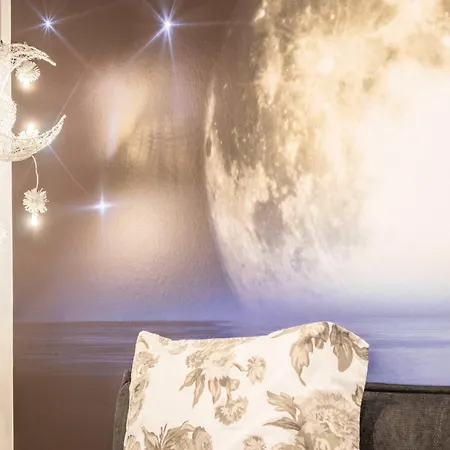 Sweet Moon Апартаменты